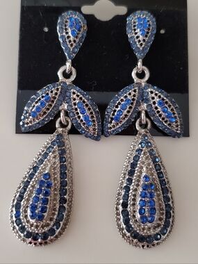 Stunning Two Tone Blue Crystals Teardrop Silver Dangle Earrings Classy Formal